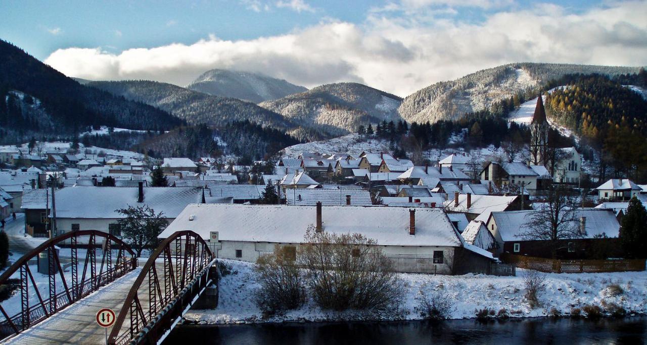 Utulny Dovolenkovy Dom Villa Liptovsky Hradok Bagian luar foto